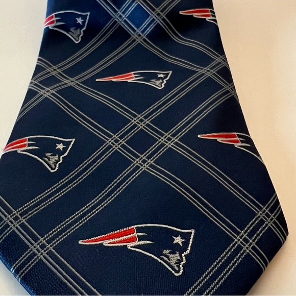 New England Patriots Neck Tie NFL Official 56”x3.5” 100% Polyester  Pre-Owned - Picture 2 of 6